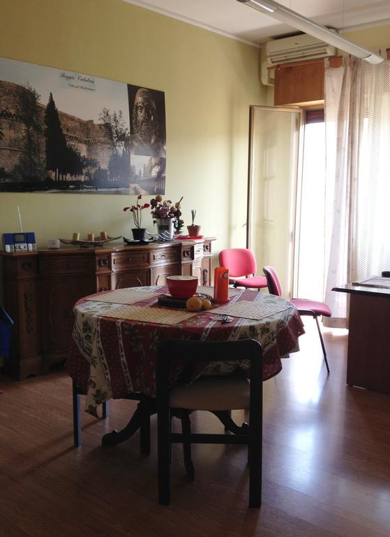 Rooms2Rent Reggio di Calabria Exteriör bild
