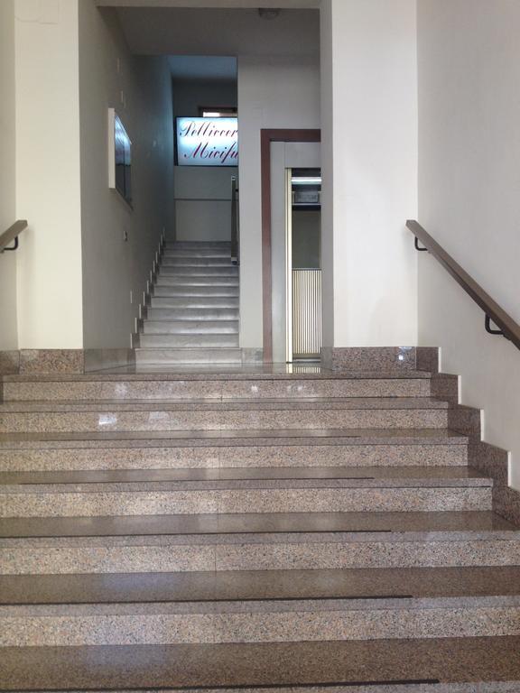 Rooms2Rent Reggio di Calabria Exteriör bild