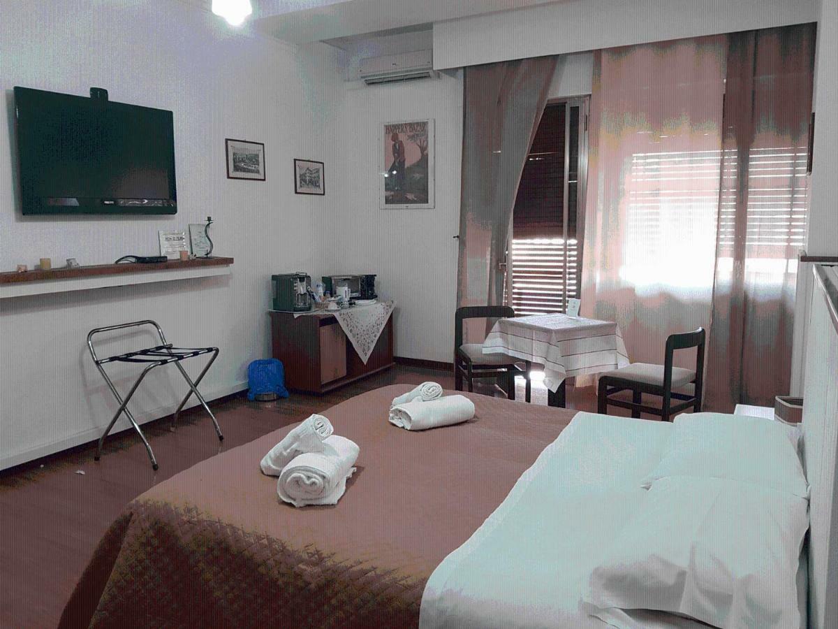Rooms2Rent Reggio di Calabria Exteriör bild
