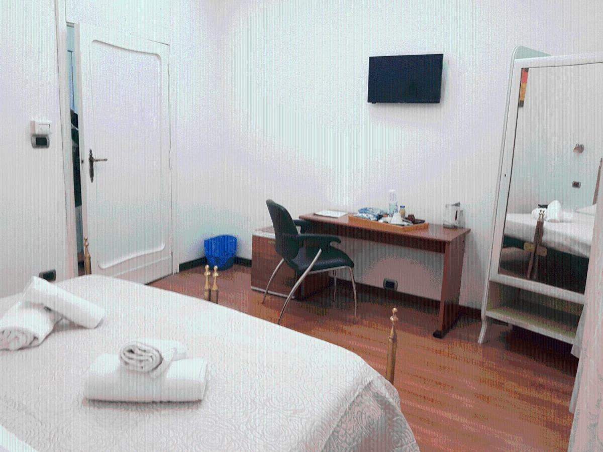 Rooms2Rent Reggio di Calabria Exteriör bild