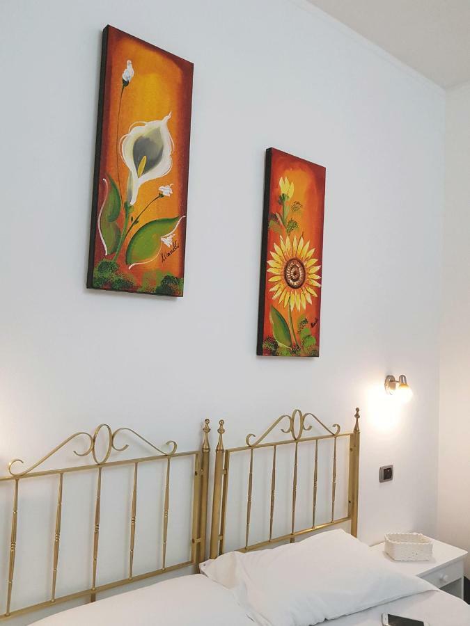 Rooms2Rent Reggio di Calabria Exteriör bild