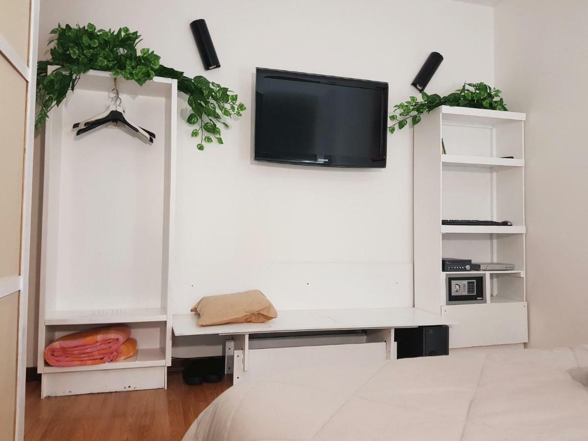 Rooms2Rent Reggio di Calabria Exteriör bild